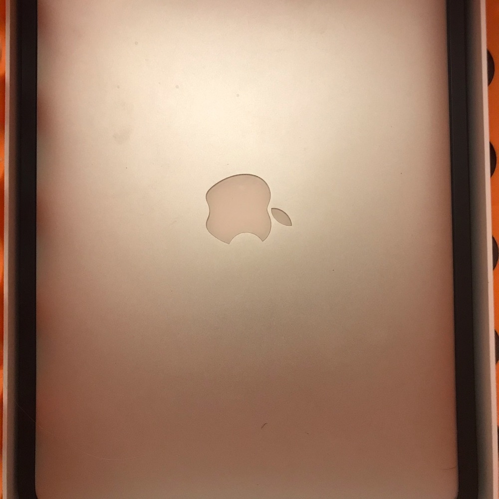 MacBook